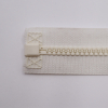 Zips kosticový ecrú deliteľný 5mm, dĺžka 75cm