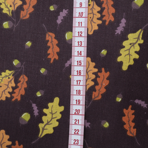 Bavlnená látka 140cm dubové listy