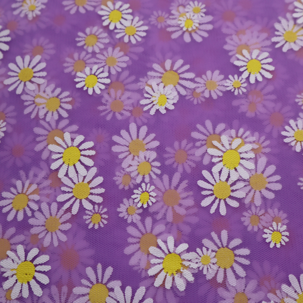 Tyl margatrétky fialový