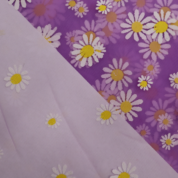 Tyl margatrétky fialový