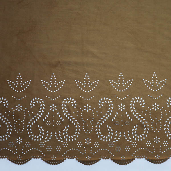 Semiš laser cut bordúra