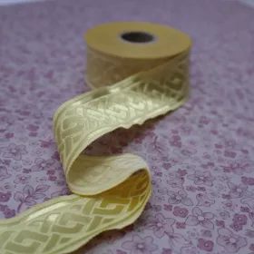Krojová stuha zlatá 3 cm