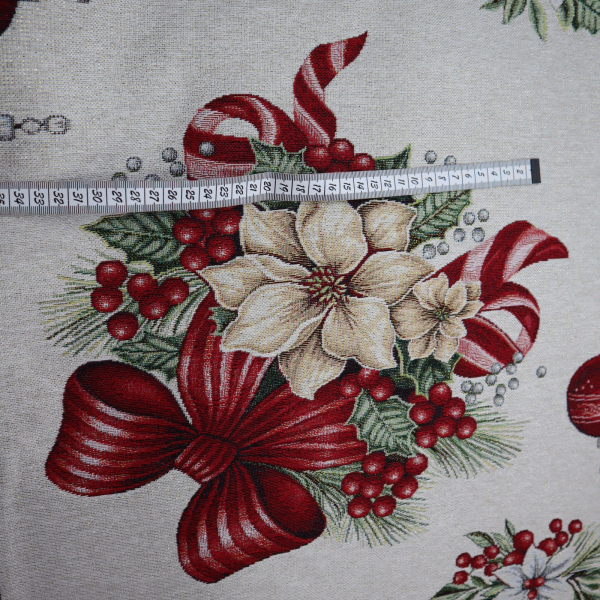 Vianočná dekoračná látka GOBELIN červené ozdoby1