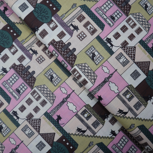 Bavlnená látka domy bledo fialkové