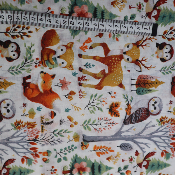 Bavlnená látka zvieratká v lese