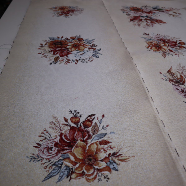 Semišový gobelín panel - obrus a štóla kvety 100x140cm