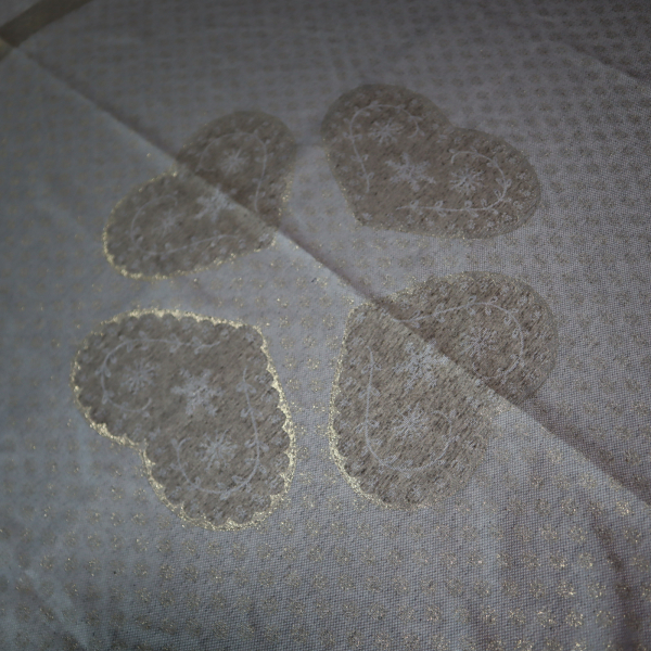 Jacquard panel kruhový obrus/sukňu - prírodno/zlaté srdiečka s lurexom Ø180cm