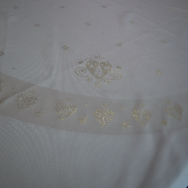 Jacquard panel kruhový obrus/sukňu - zlaté srdiečka s lurexom Ø180cm