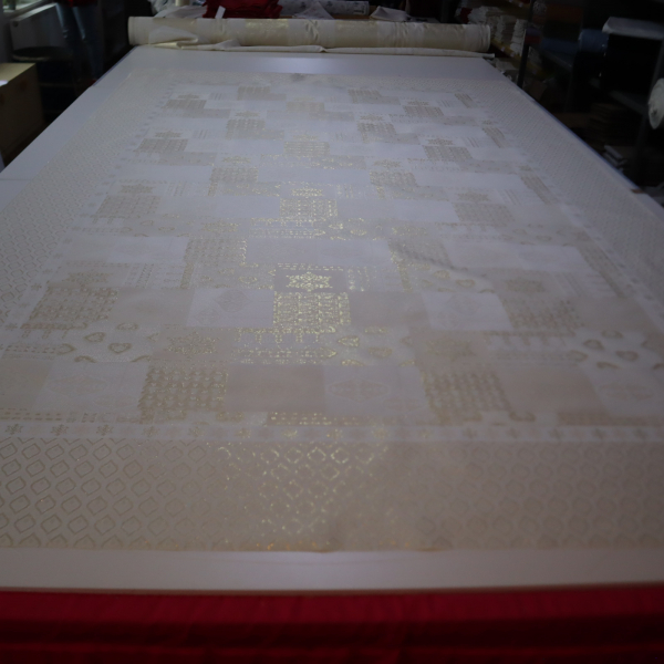 Jacquard panel obrus - zlatý s lurexom 160x260cm