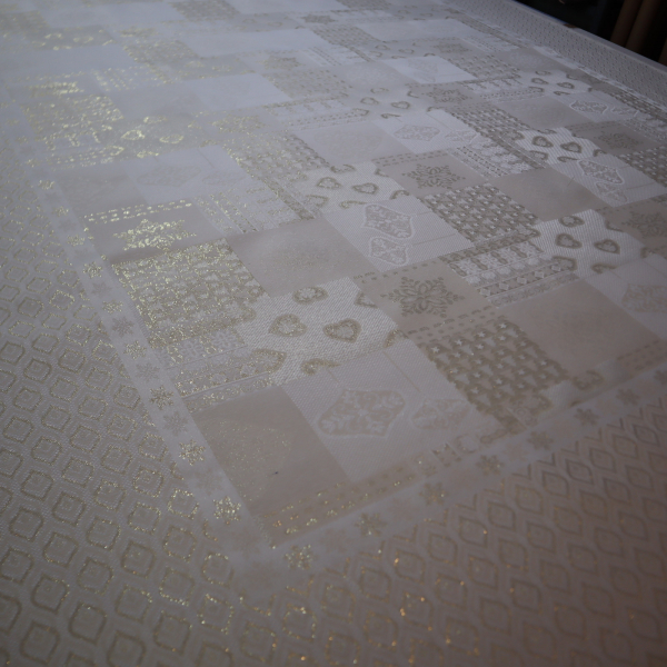 Jacquard panel obrus - zlatý s lurexom 160x260cm