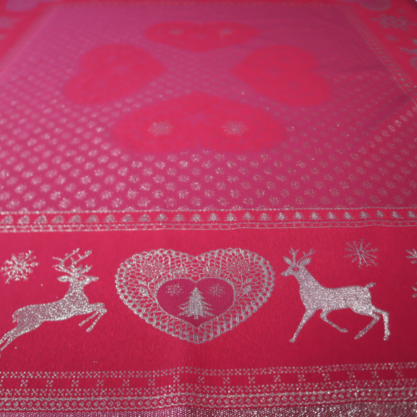 Jacquard panel obrus - červené srdiečko s lurexom 160x160cm