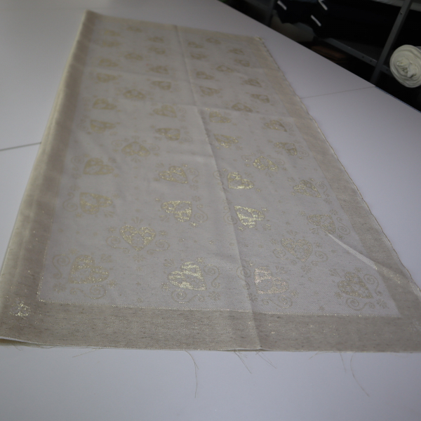 Jacquard panel 3x obrus - prírodno/zlaté srdiečka s lurexom 80x160cm + 2x 80x80cm