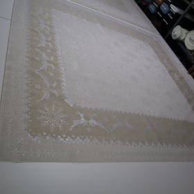 Jacquard panel obrus - prírodno/strieborný sob s lurexom 160x160cm