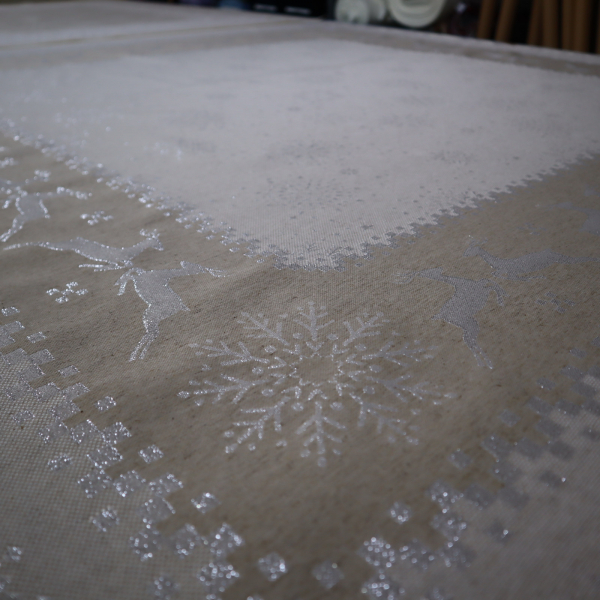 Jacquard panel obrus - prírodno/strieborný sob s lurexom 160x160cm