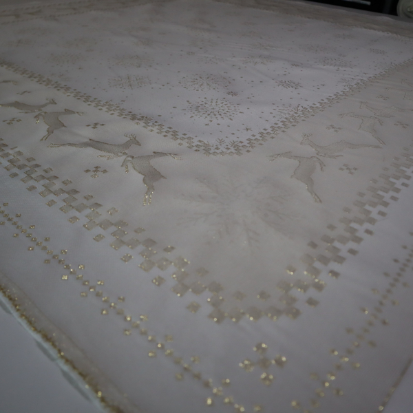 Jacquard panel obrus - zlatý sob s lurexom 160x160cm