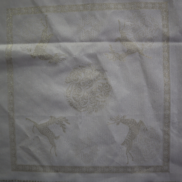 Jacquard panel obrus + 2x vankúš - zlatý jelenček s lurexom 105x105cm + 2x 53x53cm
