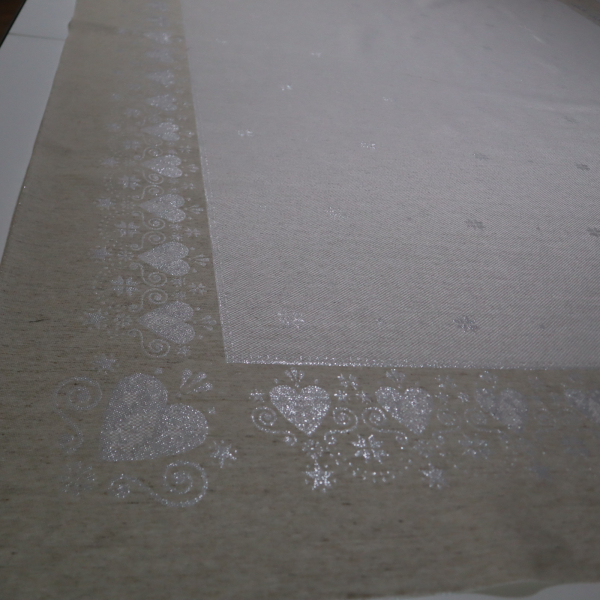 Jacquard panel obrus - prírodno/strieborné srdiečko s lurexom 160x200cm