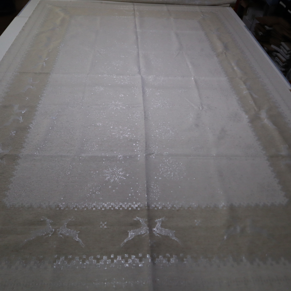 Jacquard panel obrus - prírodno/strieborný sob s lurexom 160x260cm