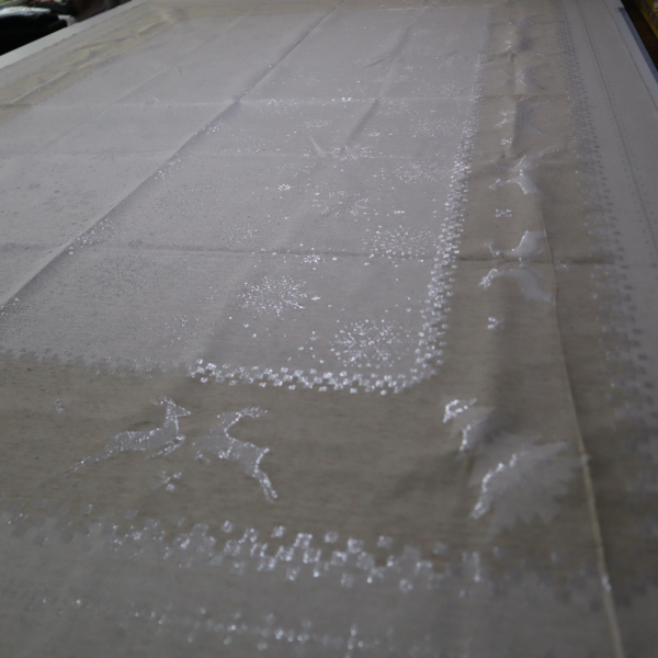 Jacquard panel obrus - prírodno/strieborný sob s lurexom 160x260cm