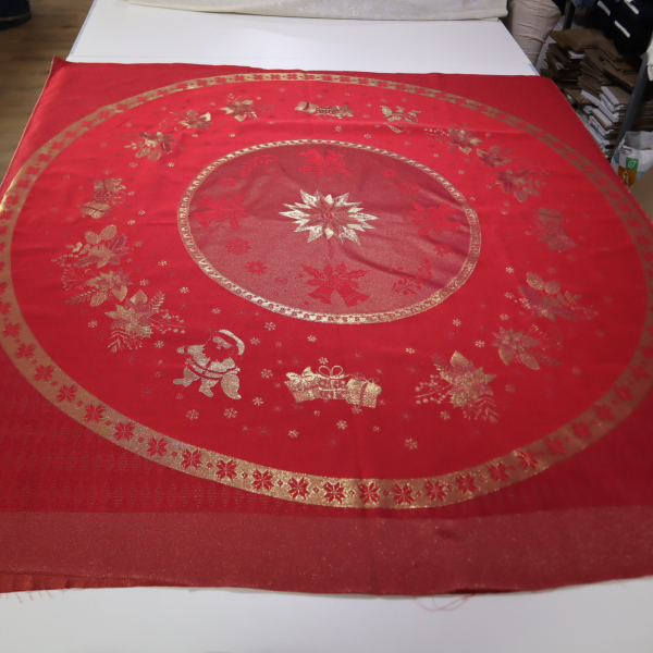 Jacquard panel kruhový obrus/sukňu - červeno/zlatá hviezda s lurexom Ø180cm