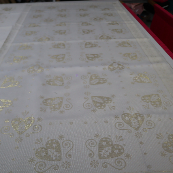 Jacquard panel 3x obrus - zlaté srdiečka s lurexom 80x160cm + 2x 80x80cm