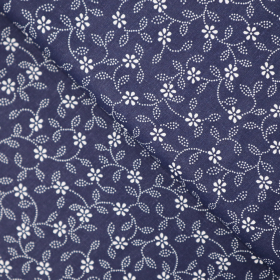 Bavlnená látka folk kvietky na tmavomodrej