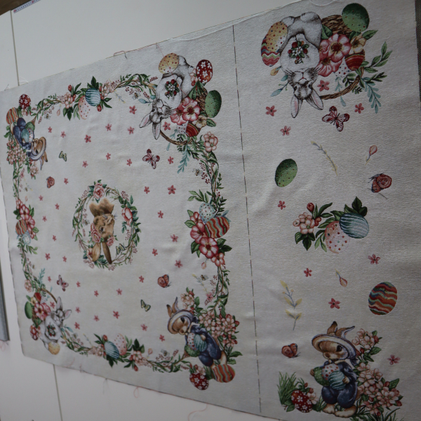 Veľkonočný gobelín panel - obrus a štóla králičky 100x140cm