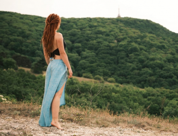 Hodvábne zavinovacie nohavice
